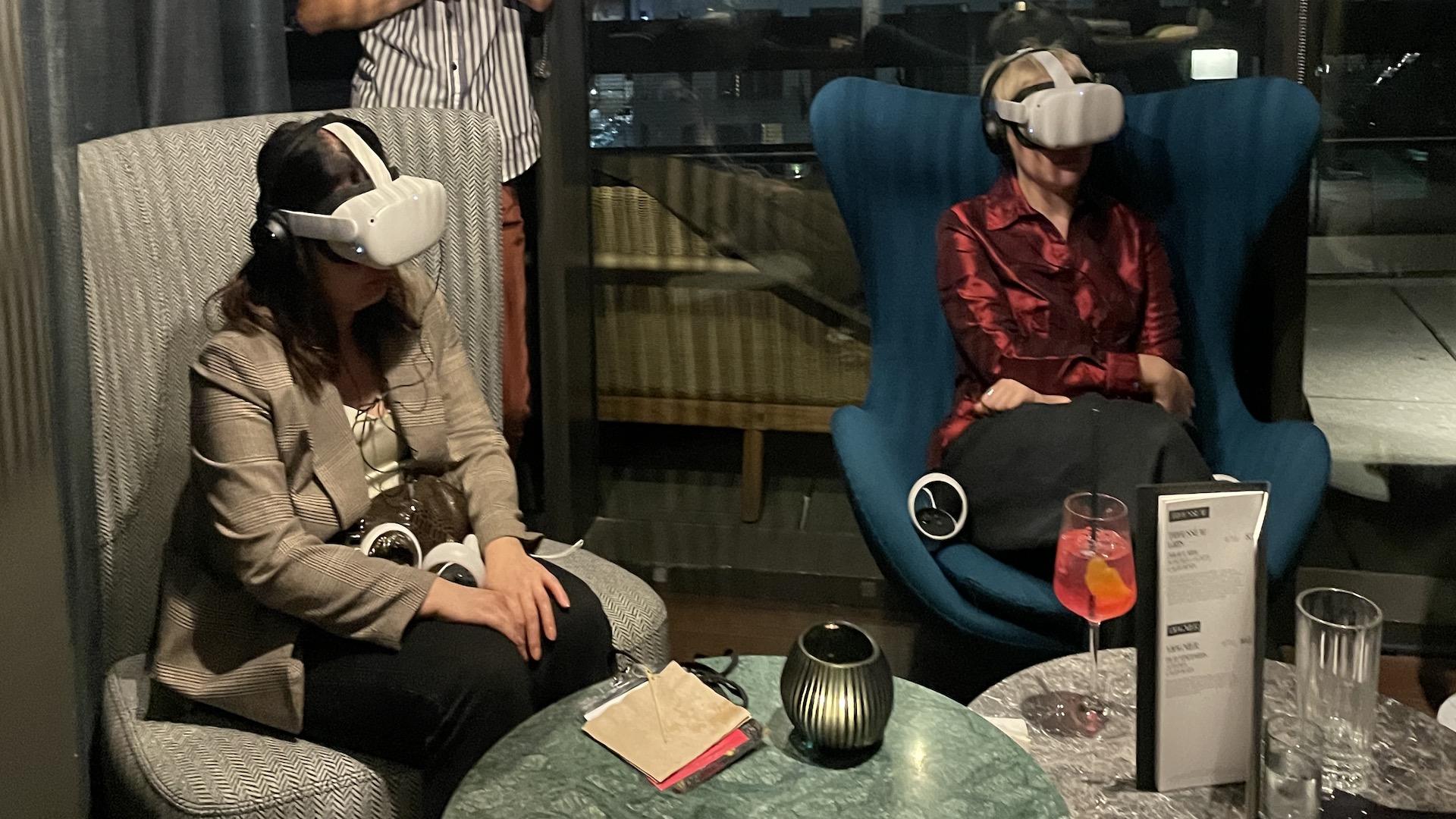  Immersive Happy Hour Mixer 